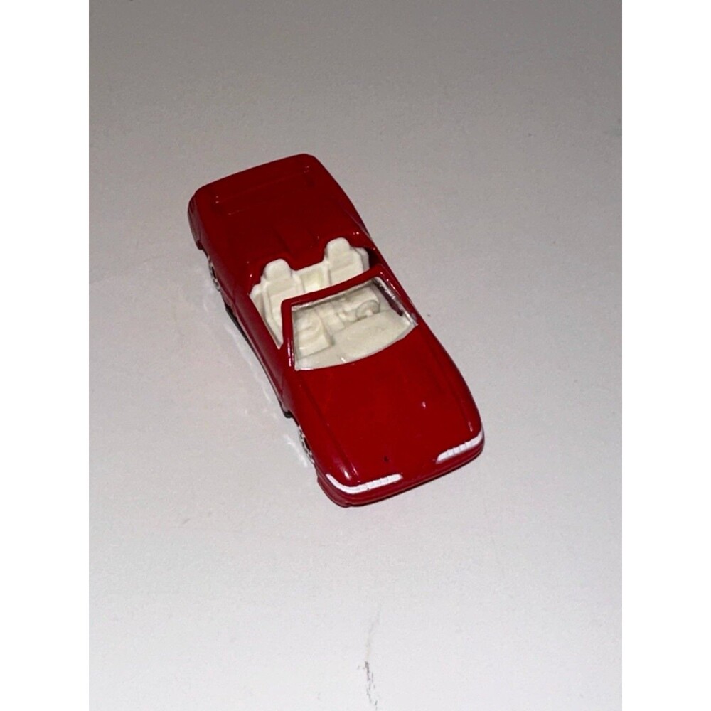 Zee D107 Mitsubishi X2S 1:64 Diecast Model Car Red Zyll Convertible